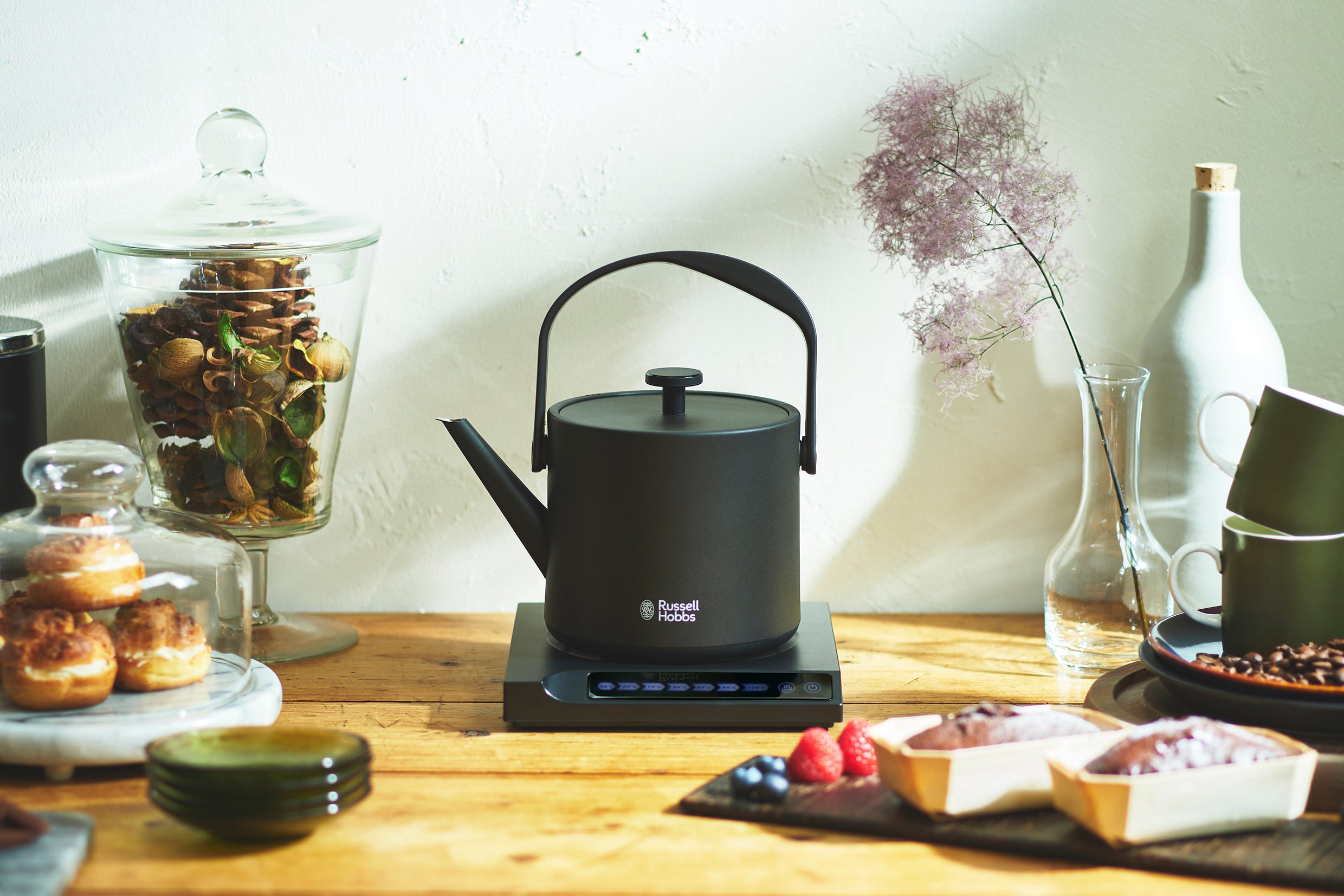 【未使用品】Russell Hobbs  Tケトル　BLACK